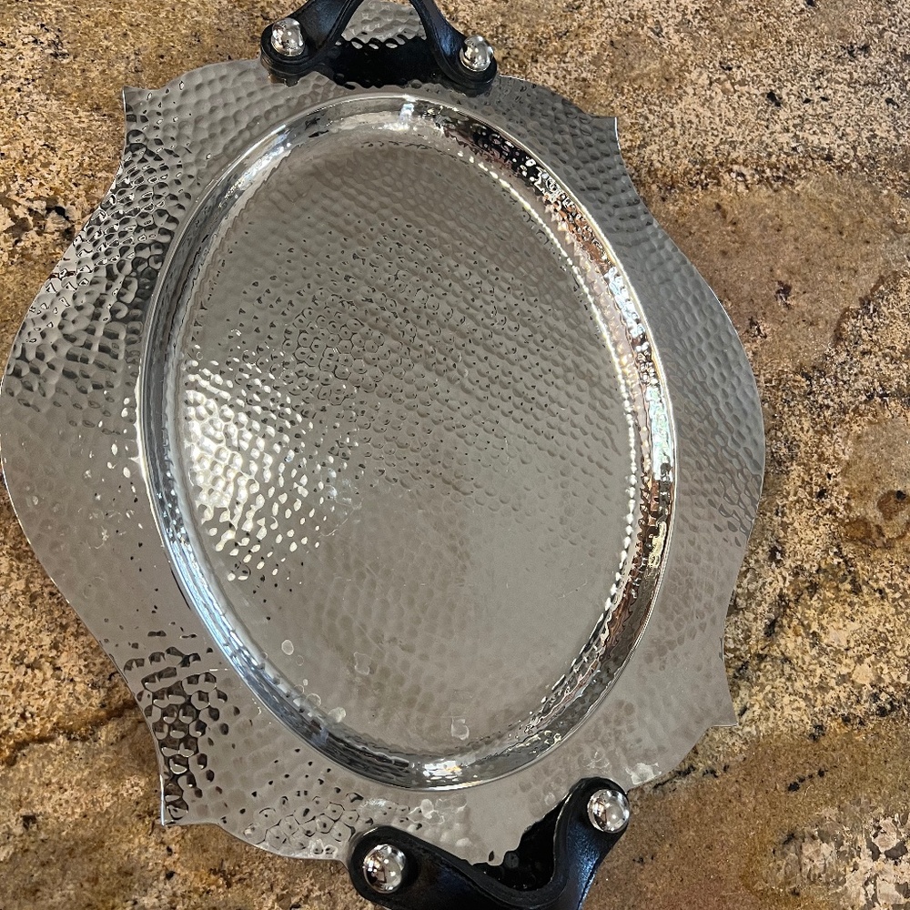 Global views silver colored tray
